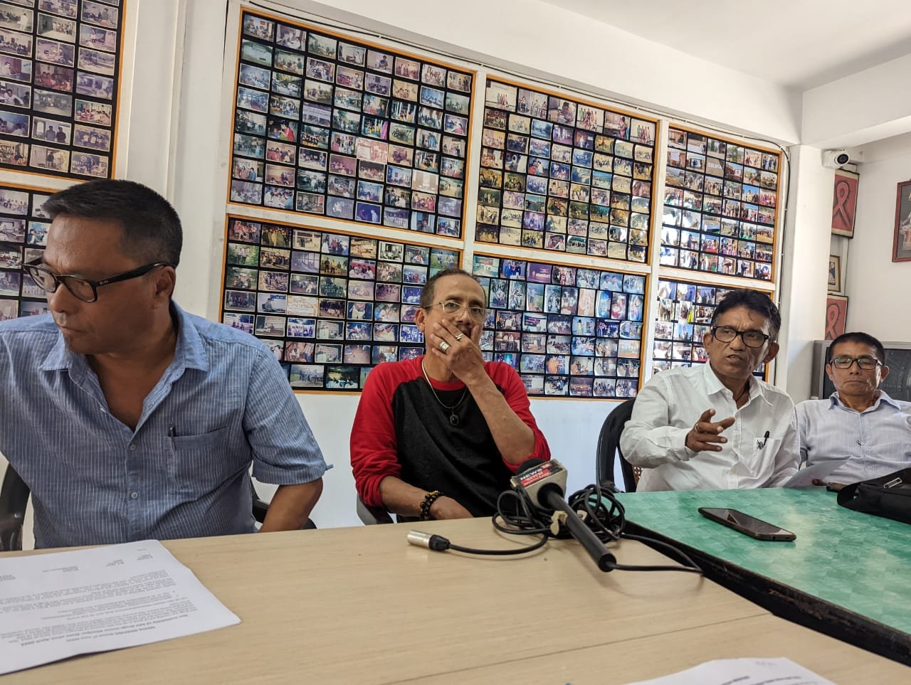 HIV/AIDS patients compromise treatment after ART ran out of stock in Manipur 8 HIV/AIDS patient compromise treatement after ART ran out of stock in Manipur