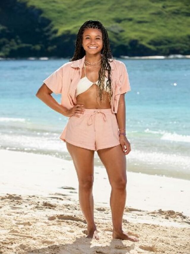 Is male contestant winning the  Season 44 Survivor?