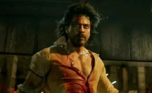 Shah Rukh Khan injured while shooting in Los Angeles