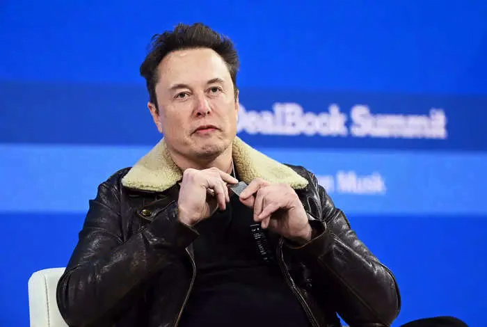 Elon Musk’s Startup xAI Seeks to Raise $1Bn in Equity