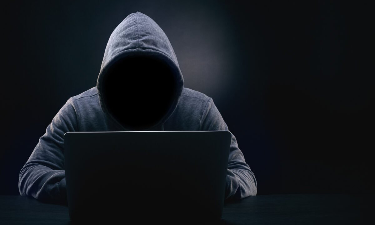 Cyber Scammers Exploit AI to Manipulate Google Search Results 1 Cyber scammers are using Artificial Intelligence to manipulate Google Search Results.