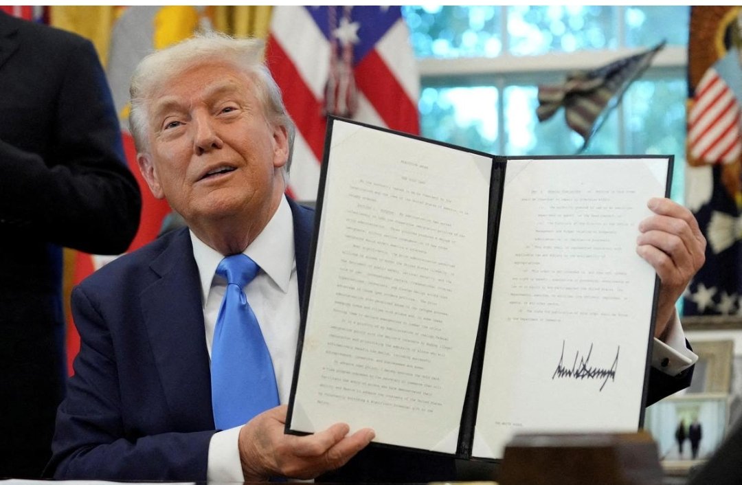 Trump Unveils ‘Gold Card’ Visa Programme