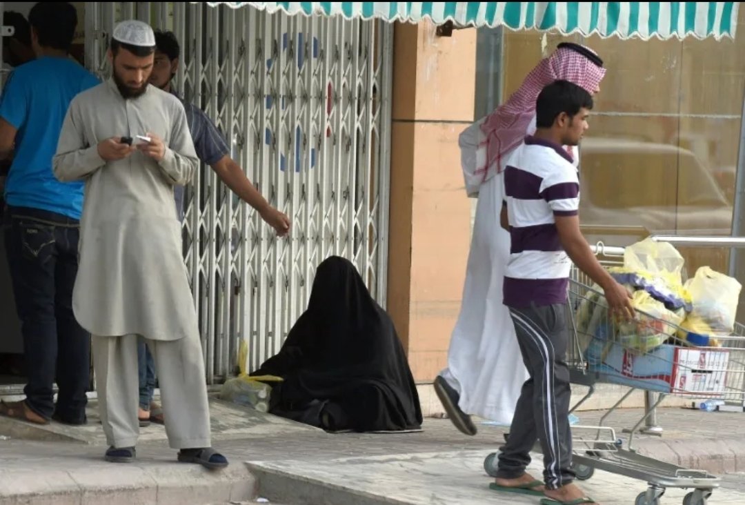 Gulf States Tighten Scrutiny on Pakistani Nationals Amid Surge in Organised Begging 12 Screenshot 2025 12 20 18 10 59 945 edit com.miui .mediaeditor