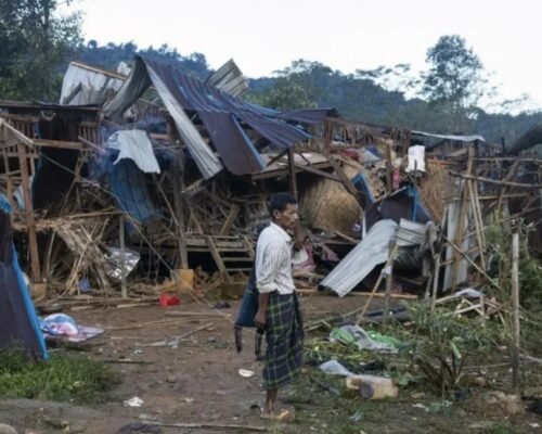 A Rare Chance for Myanmar to End Its Long Nightmare Now