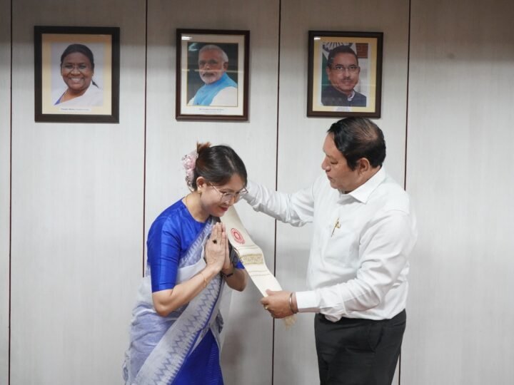 Manipur University Vice-Chancellor Felicitates Dr Pukhrambam Lilabati Devi on Selection of National Award to Teachers 2026