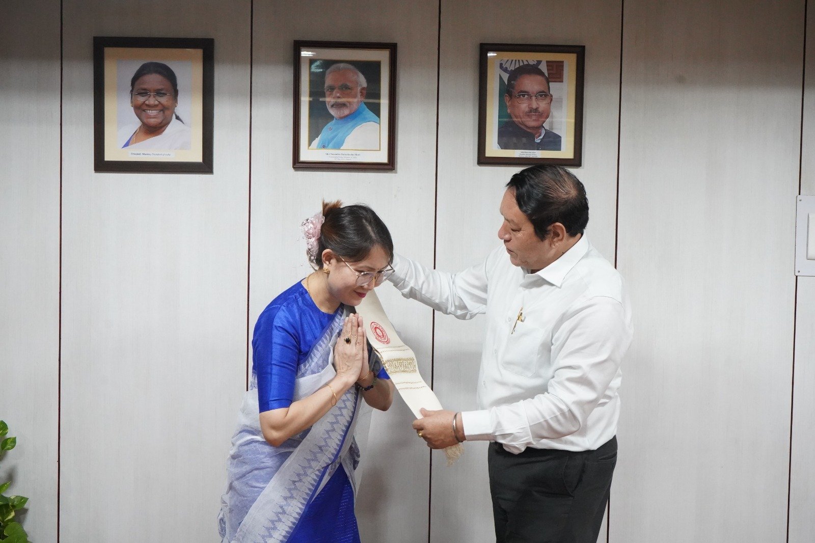 Manipur University Vice-Chancellor Felicitates Dr Pukhrambam Lilabati Devi on Selection of National Award to Teachers 2026 1 Manipur University Vice-Chancellor Felicitates Dr Pukhrambam Lilabati Devi on Selection of National Award to Teachers 2026